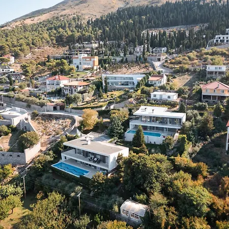 Sunset - The Twin By Pikhost Villa *