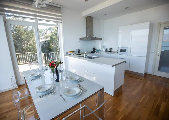 Sunset - The Twin By Pikhost *