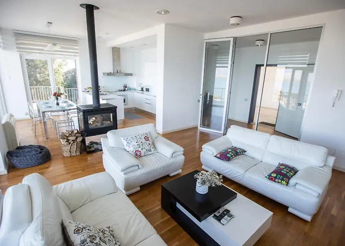 Sunset - The Twin By Pikhost Široka