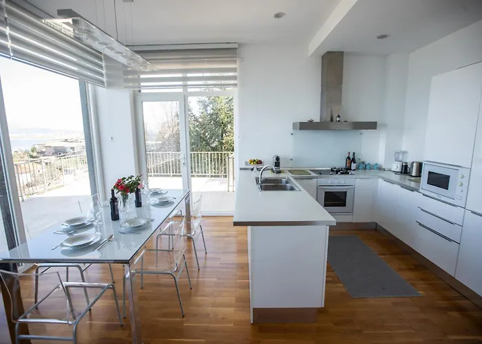 Sunset - The Twin By Pikhost *