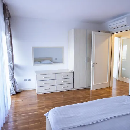 Sunset - The Twin By Pikhost *