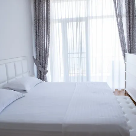 Sunset - The Twin By Pikhost